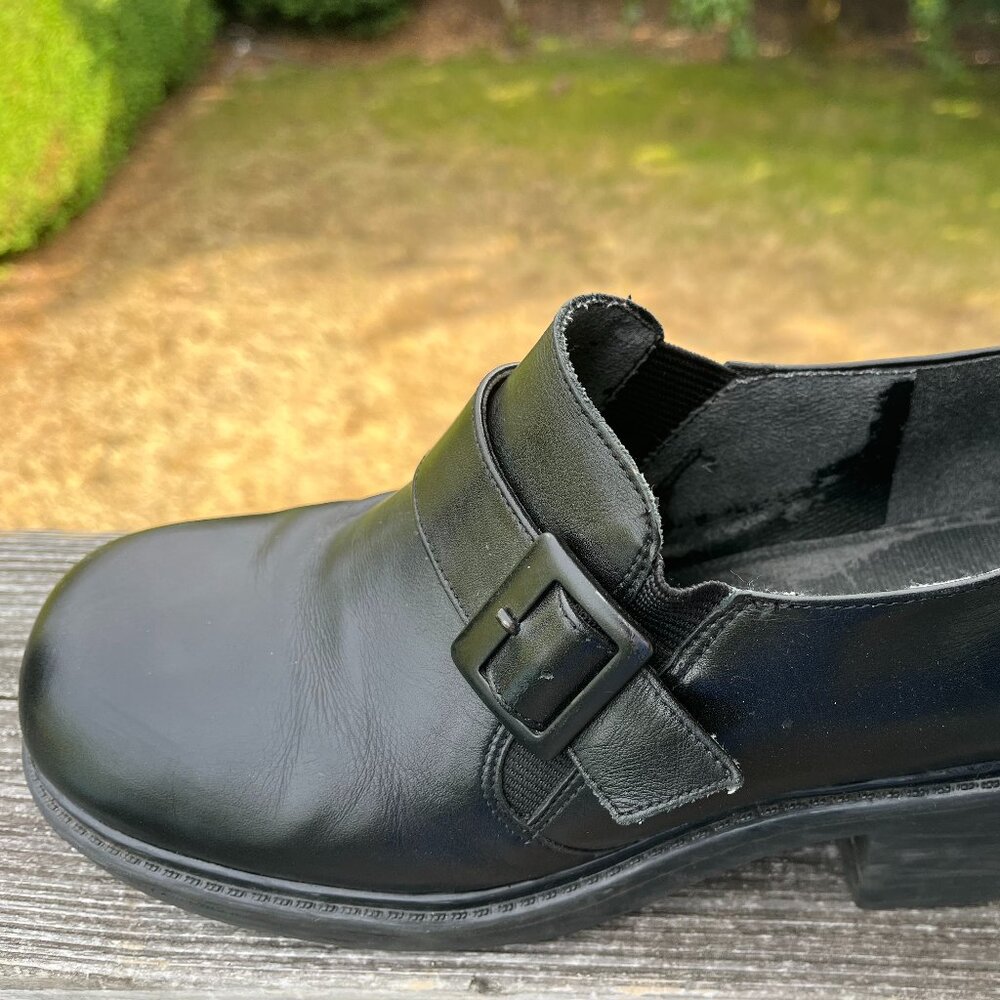 Black Loafer